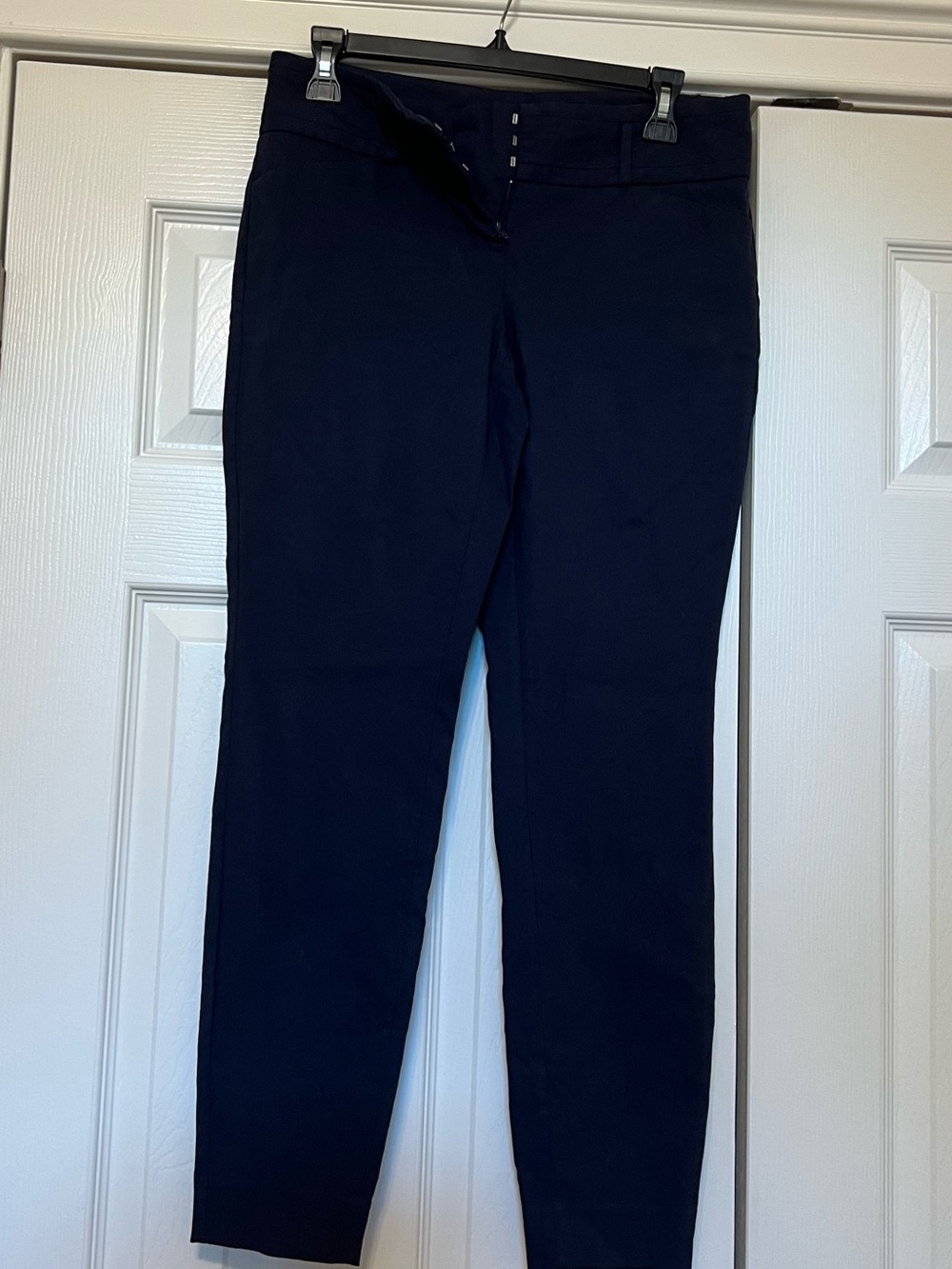 The Limited Navy Women's Stretch Pants - Slim Tapered, size 4